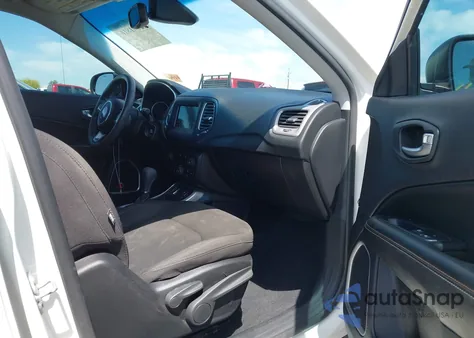 2020 Jeep Compass Sport Fwd из США, поврежденный, VIN 3C4NJCAB5LT253133